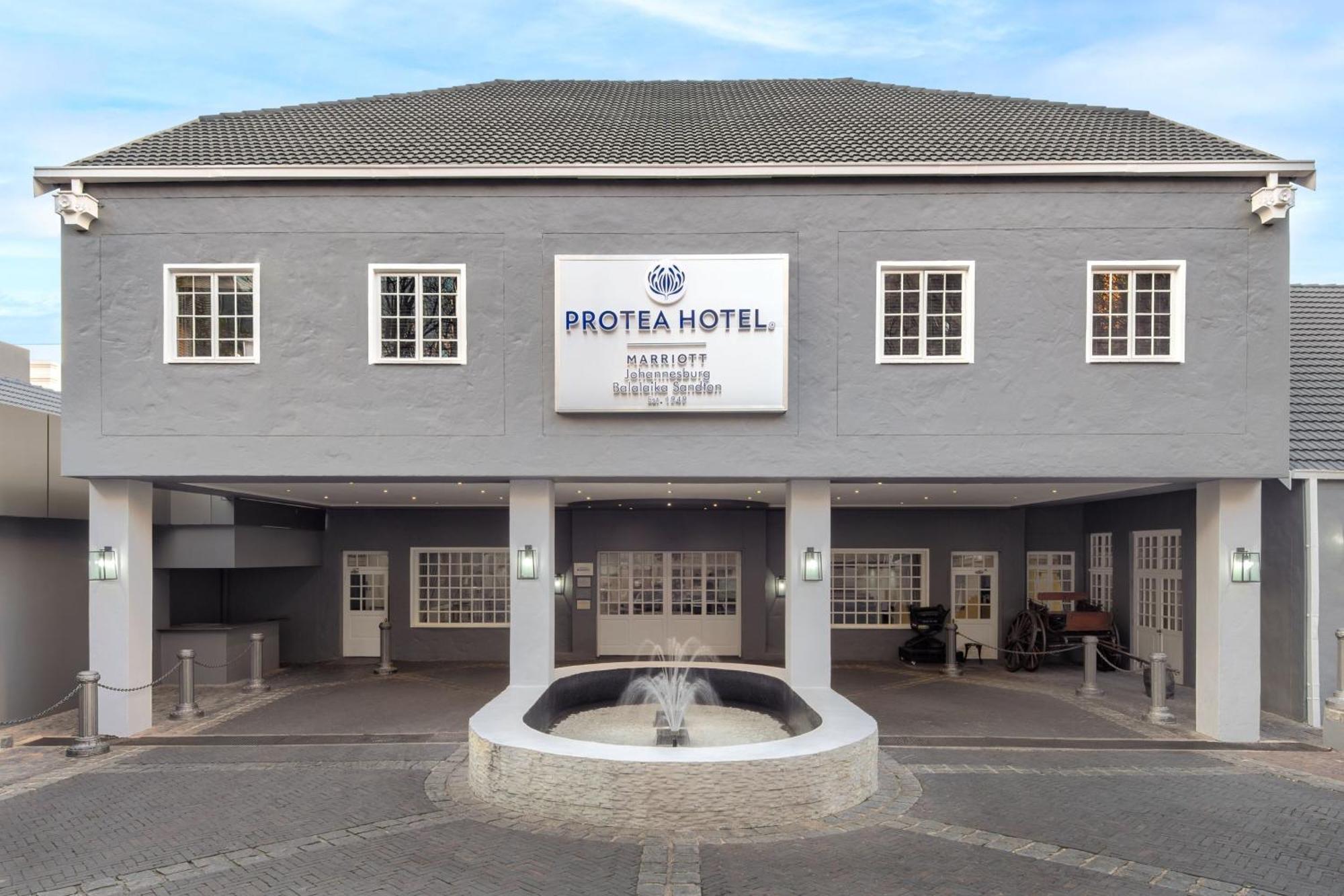 Protea Hotel By Marriott Johannesburg Balalaika Sandton Exteriér fotografie