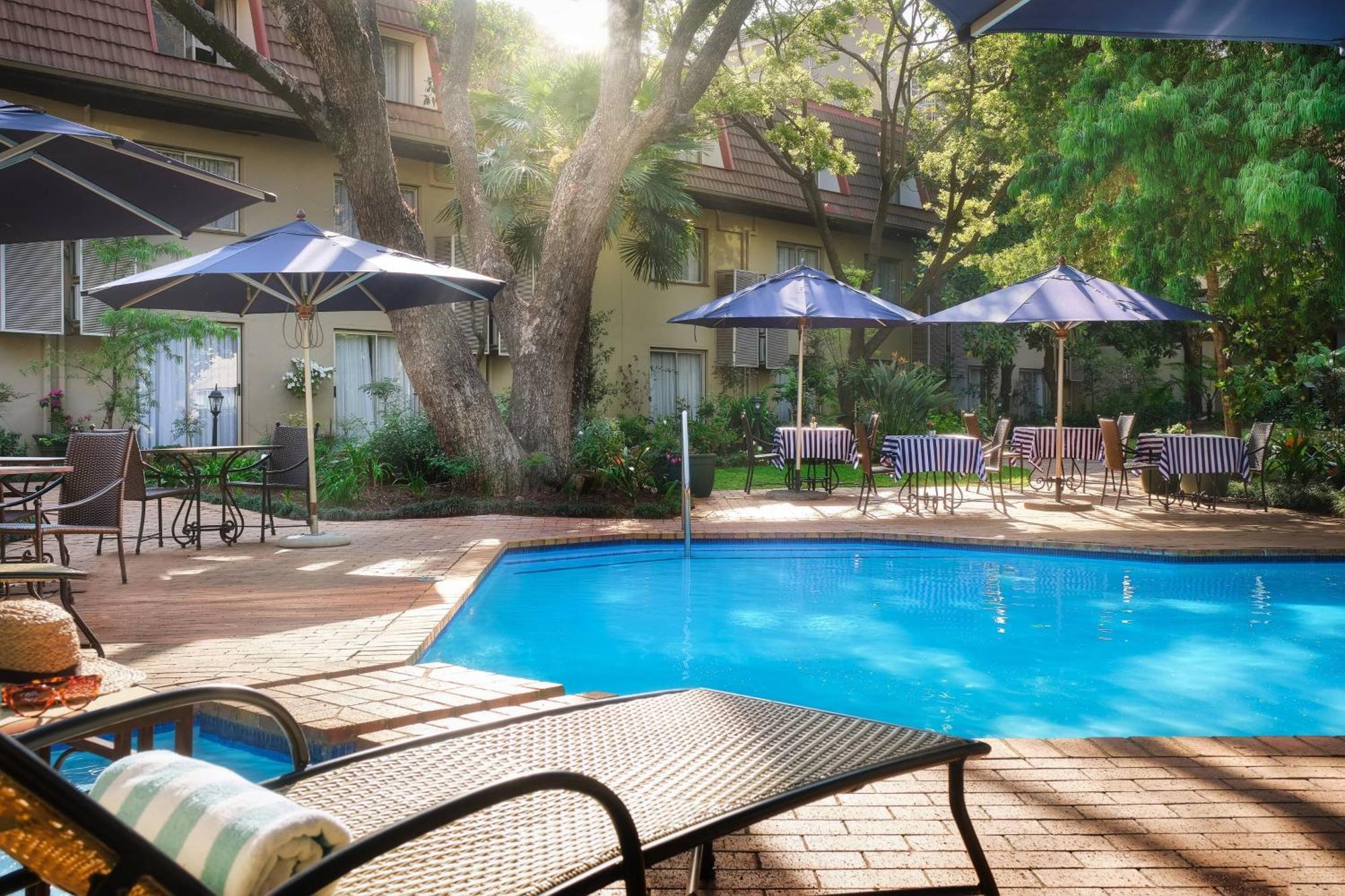 Protea Hotel By Marriott Johannesburg Balalaika Sandton Exteriér fotografie